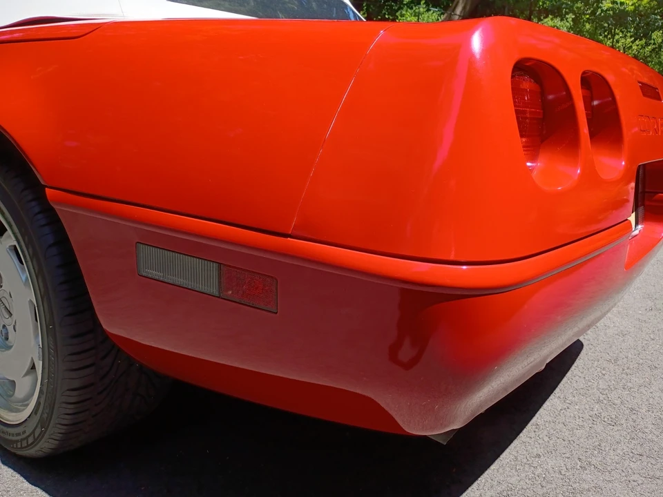 1991 Chevrolet Corvette C4 - Image 9 of 26