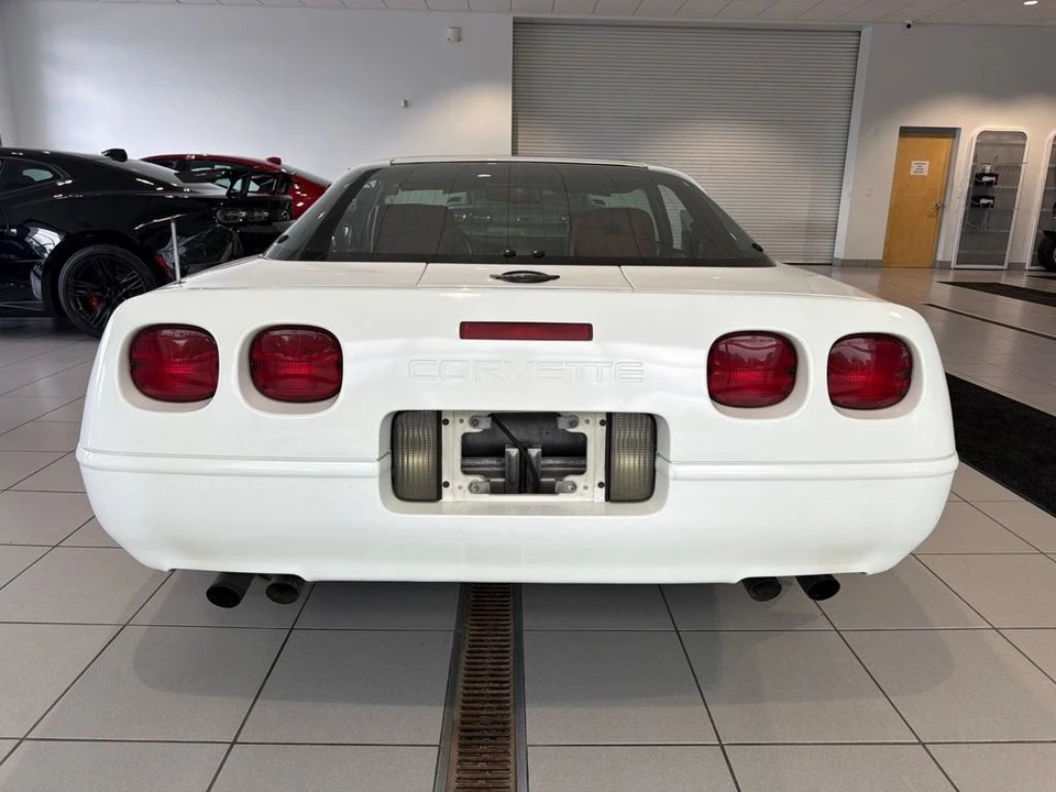 1991 Chevrolet Corvette C4 - Image 5 of 6