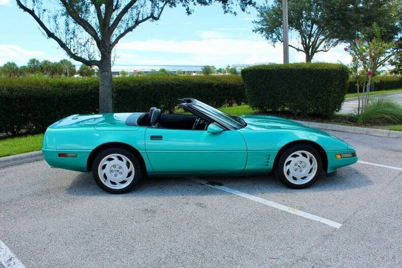 1991 Chevrolet Corvette C4 - Image 29 of 31