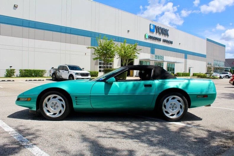 1991 Chevrolet Corvette C4 - Image 10 of 31