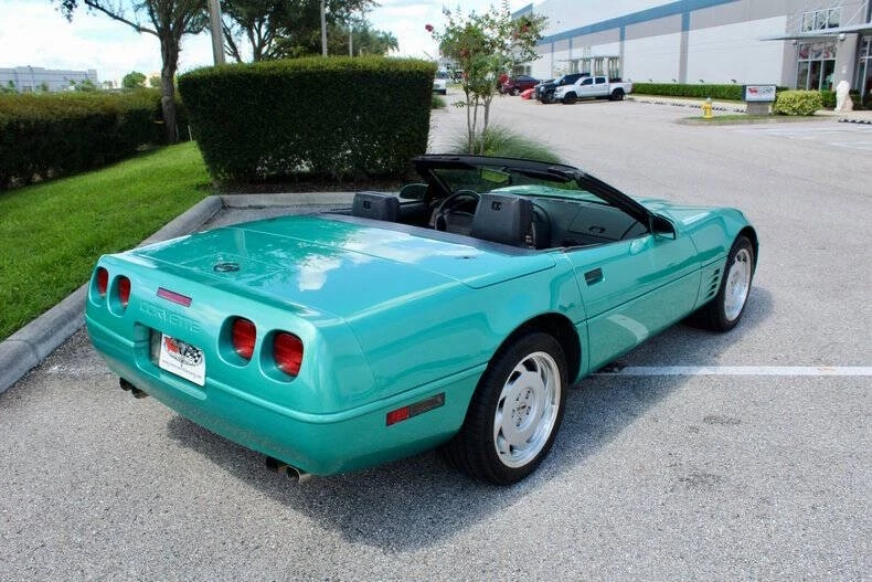 1991 Chevrolet Corvette C4 - Image 27 of 31