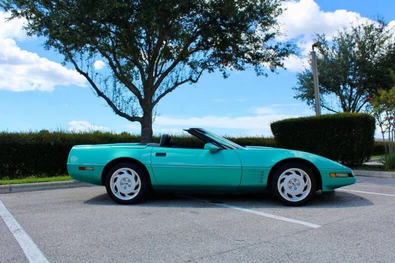 1991 Chevrolet Corvette C4 - Image 3 of 31