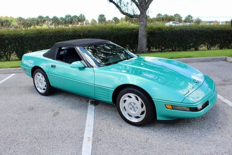 1991 Chevrolet Corvette C4 - Image 18 of 31