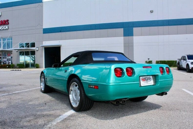 1991 Chevrolet Corvette C4 - Image 12 of 31