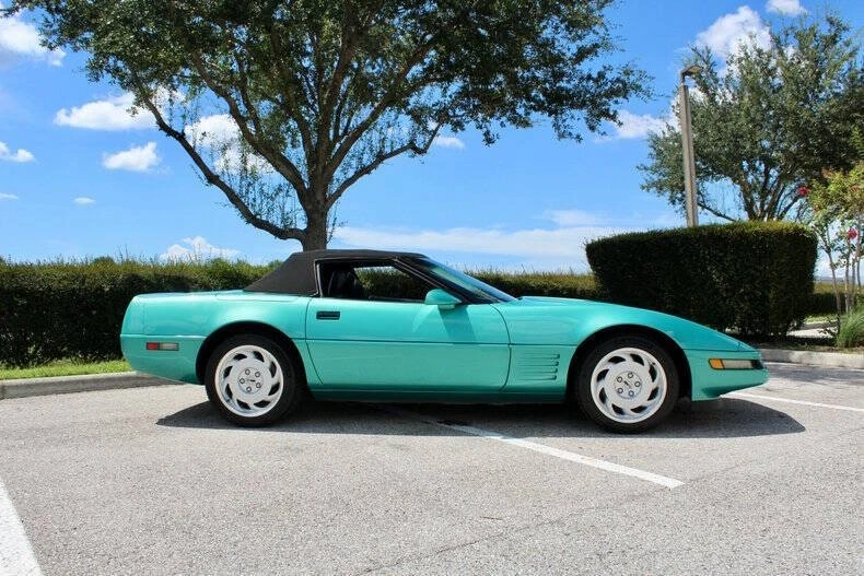1991 Chevrolet Corvette C4 - Image 4 of 31