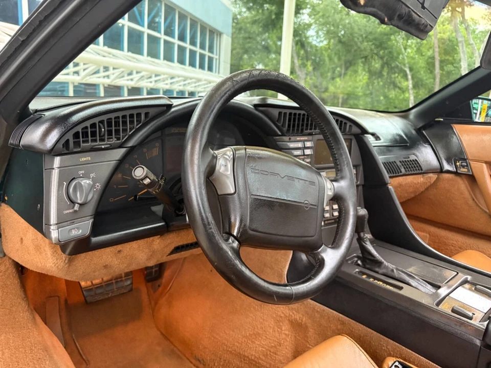 1991 Chevrolet Corvette C4 - Image 30 of 31
