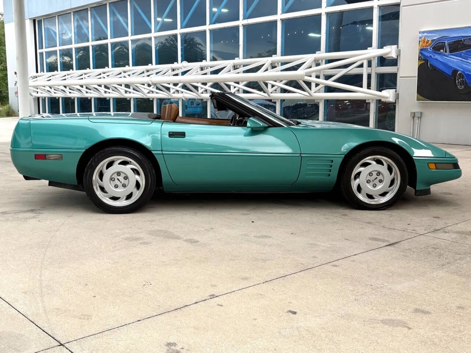 1991 Chevrolet Corvette C4 - Image 6 of 31