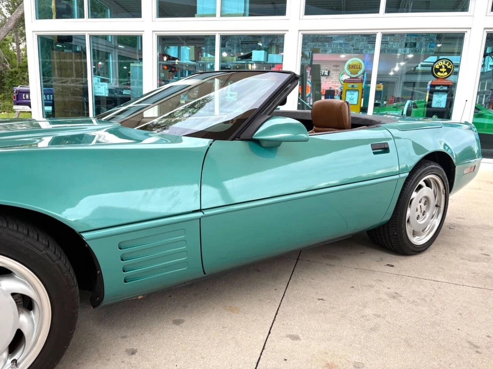 1991 Chevrolet Corvette C4 - Image 14 of 31