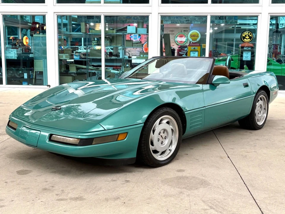 1991 Chevrolet Corvette C4 - Image 12 of 31