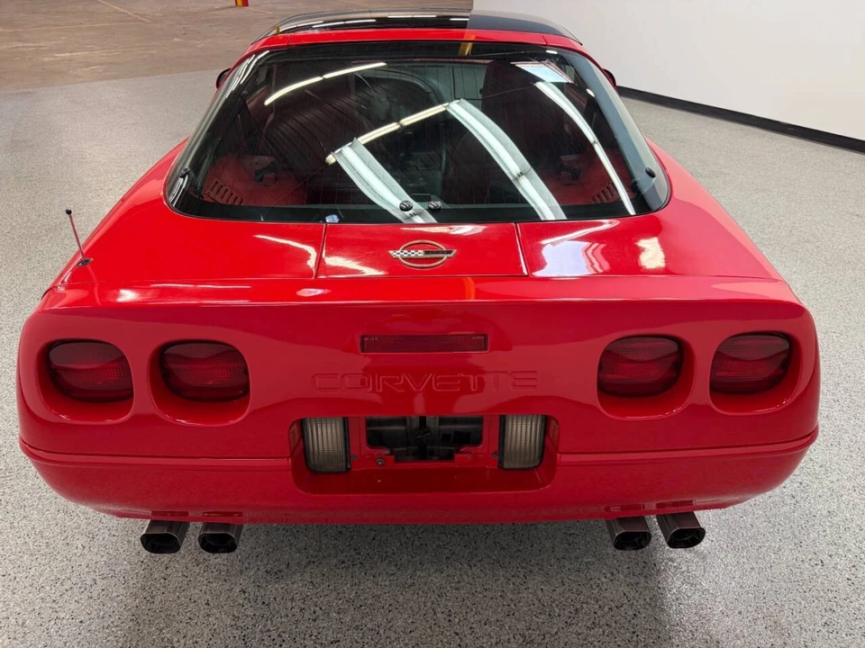 1991 Chevrolet Corvette C4 - Image 8 of 12
