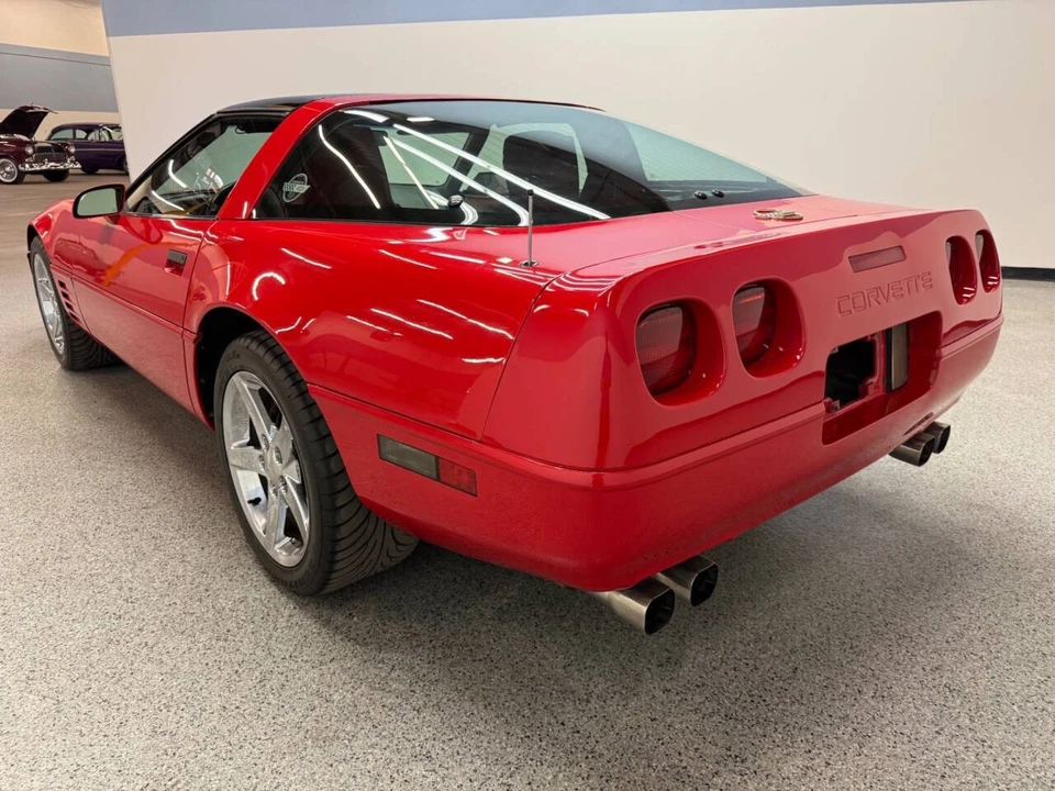 1991 Chevrolet Corvette C4 - Image 6 of 12
