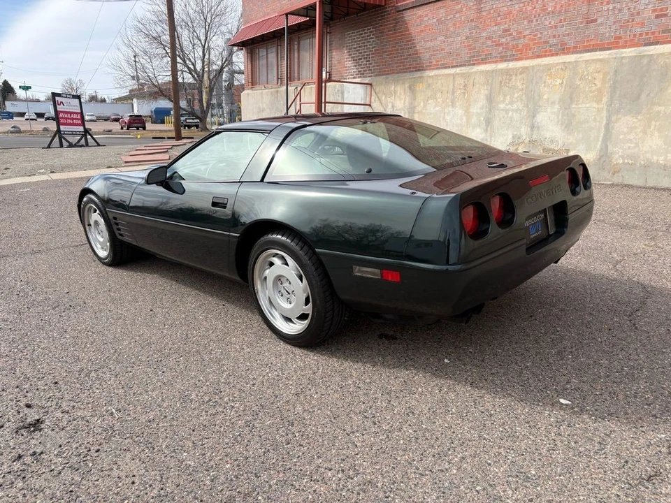 1991 Chevrolet Corvette C4 - Image 19 of 31