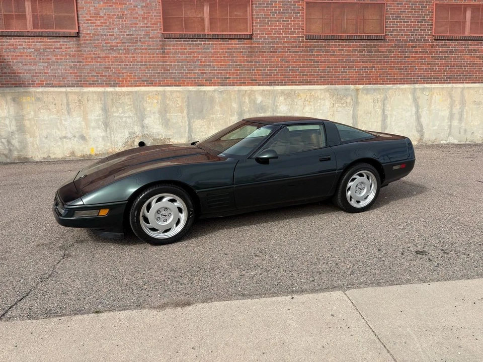 1991 Chevrolet Corvette C4 - Image 13 of 31