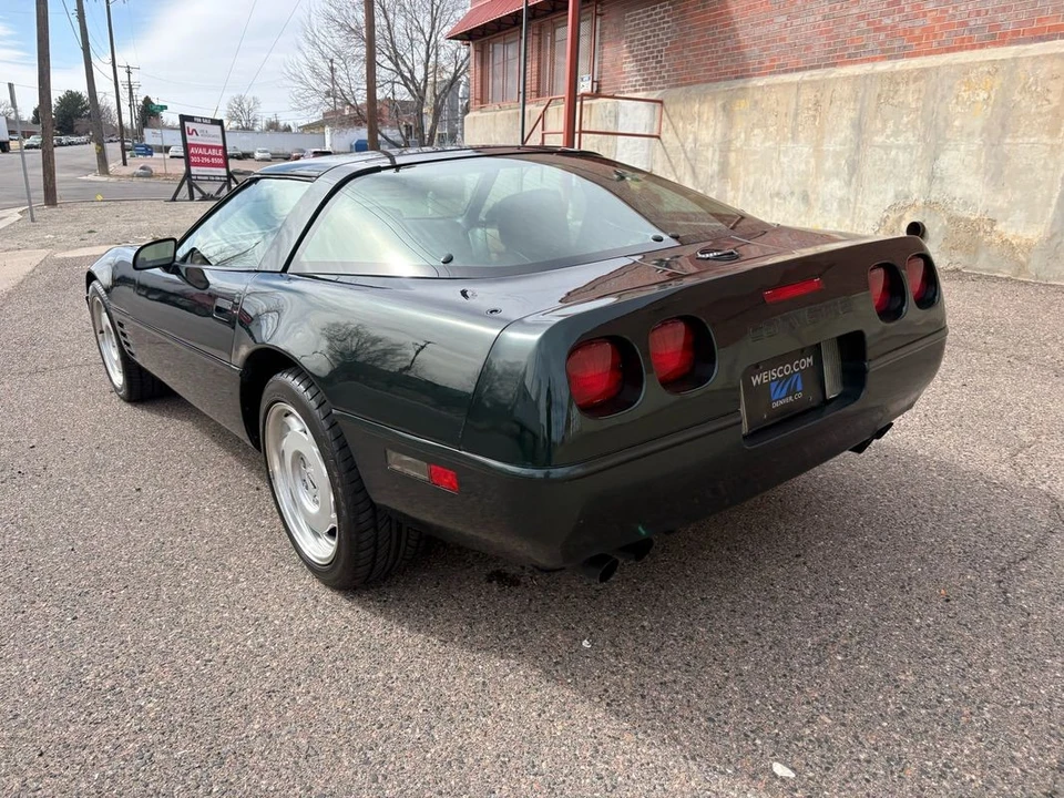 1991 Chevrolet Corvette C4 - Image 18 of 31