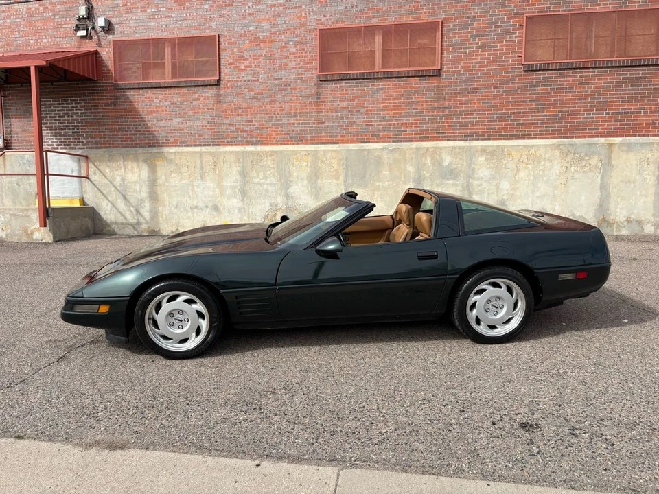 1991 Chevrolet Corvette C4 - Image 30 of 31