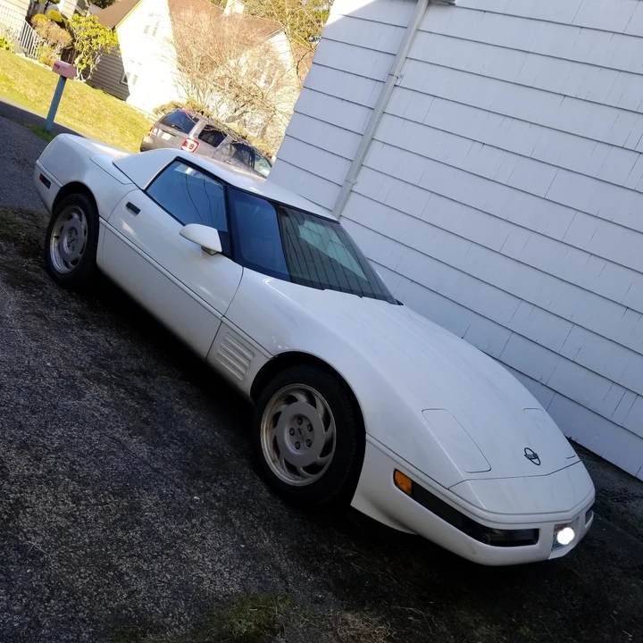 1991 Chevrolet Corvette C4 - Image 12 of 26