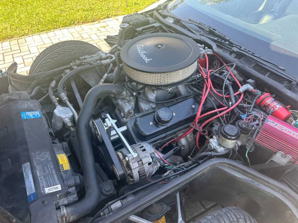 1991 Chevrolet Corvette C4 - Image 14 of 21