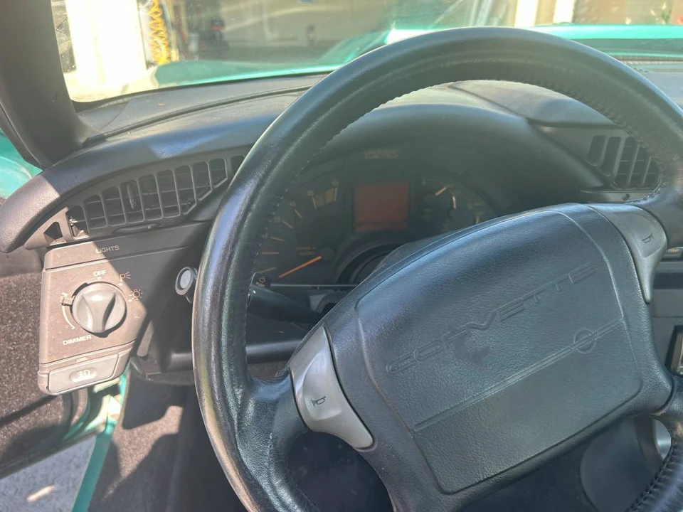 1991 Chevrolet Corvette C4 - Image 2 of 21