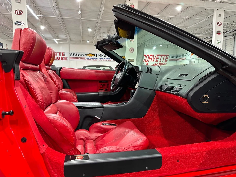 1991 Chevrolet Corvette C4 - Image 13 of 21