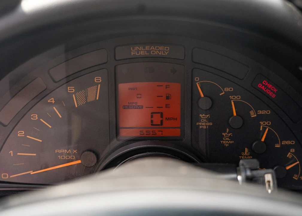 1991 Chevrolet - Image 19 of 31