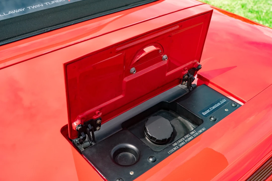 1991 Chevrolet - Image 16 of 31