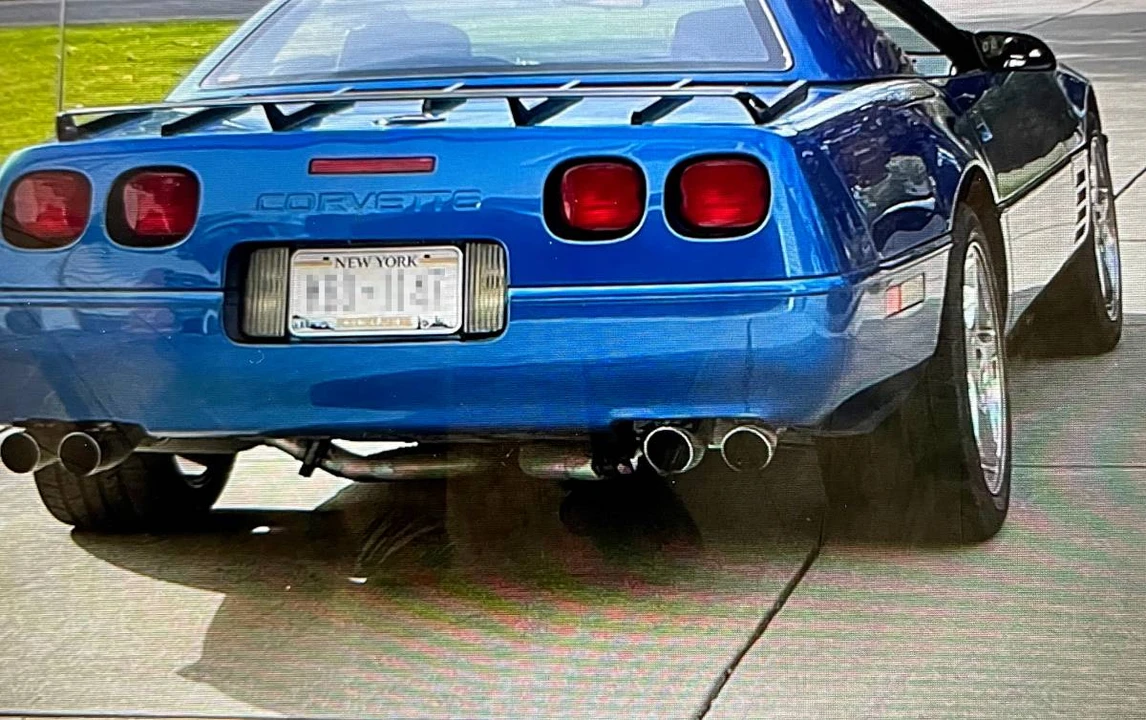 1991 Chevrolet Corvette C4 - Image 3 of 8