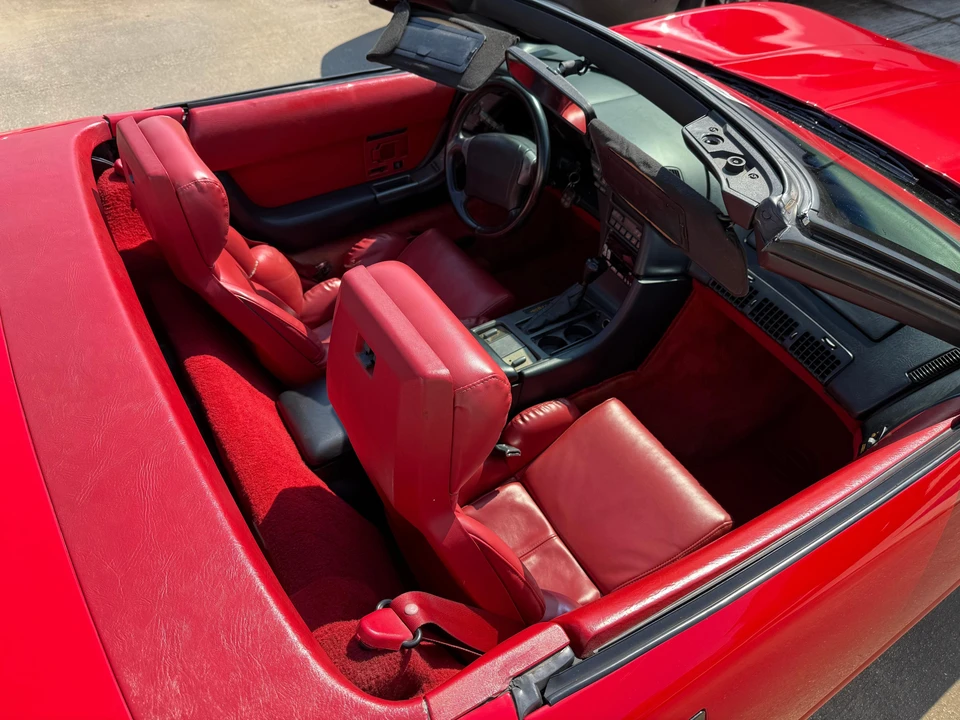 1991 Chevrolet Corvette C4 - Image 30 of 31