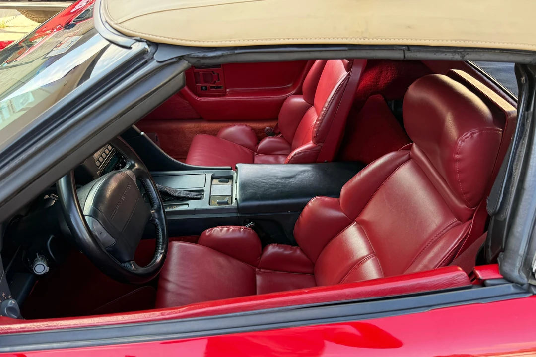 1991 Chevrolet Corvette C4 - Image 25 of 31