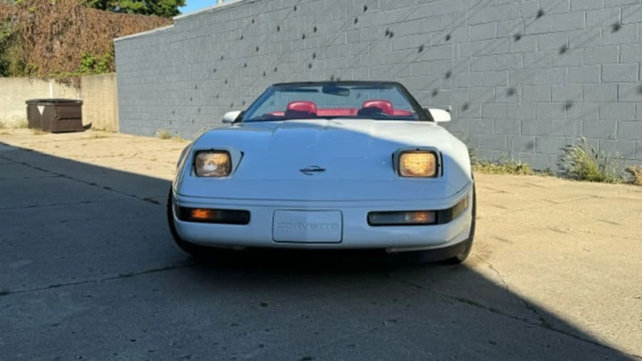 1991 Chevrolet Corvette C4 - Image 4 of 16