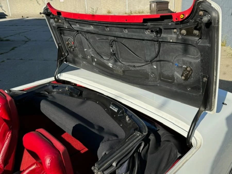 1991 Chevrolet Corvette C4 - Image 16 of 16