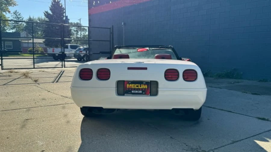 1991 Chevrolet Corvette C4 - Image 5 of 16