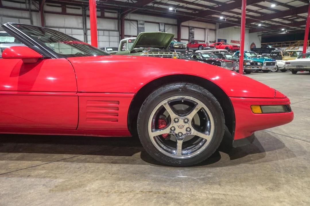 1991 Chevrolet - Image 11 of 31