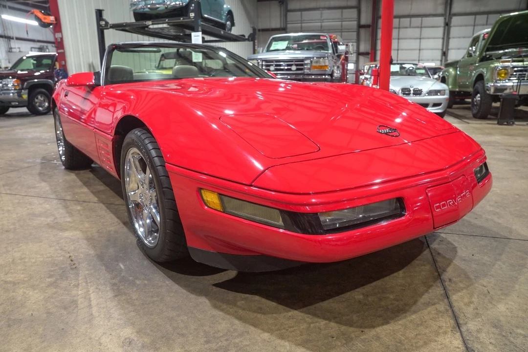 1991 Chevrolet - Image 12 of 31