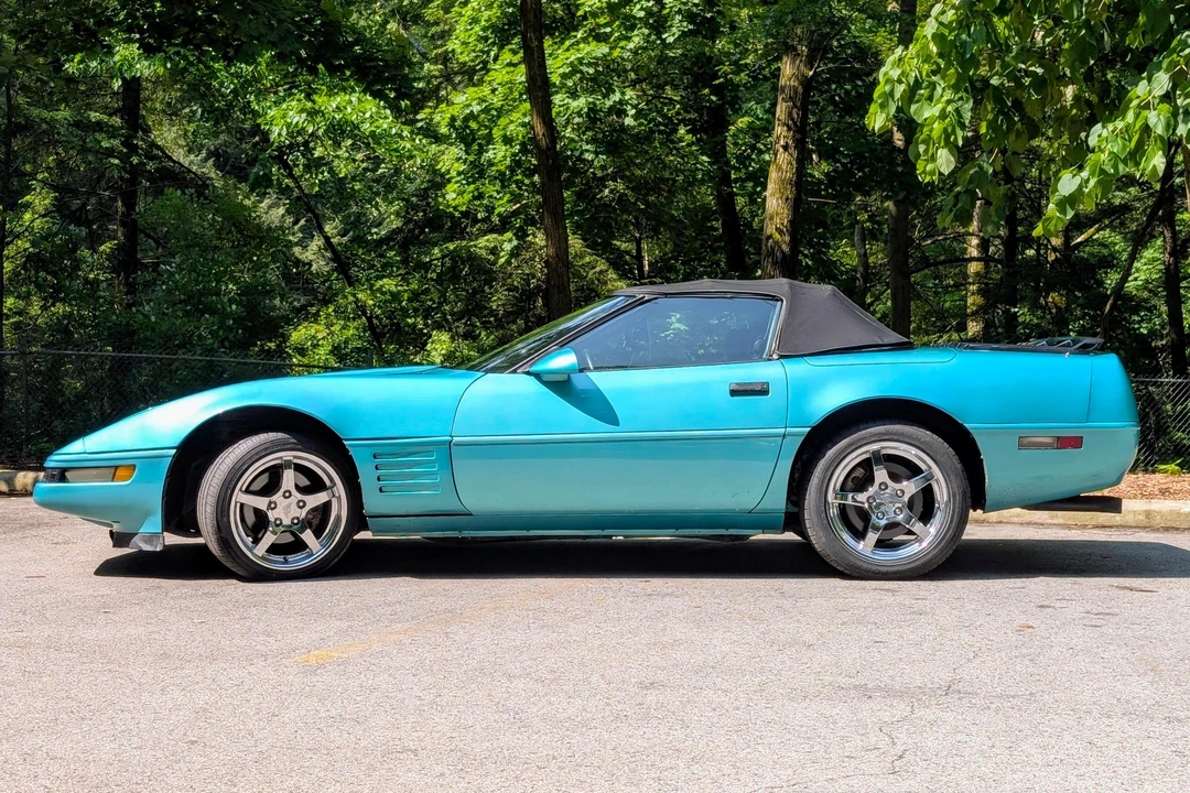 1991 Chevrolet Corvette C4 - Image 3 of 31