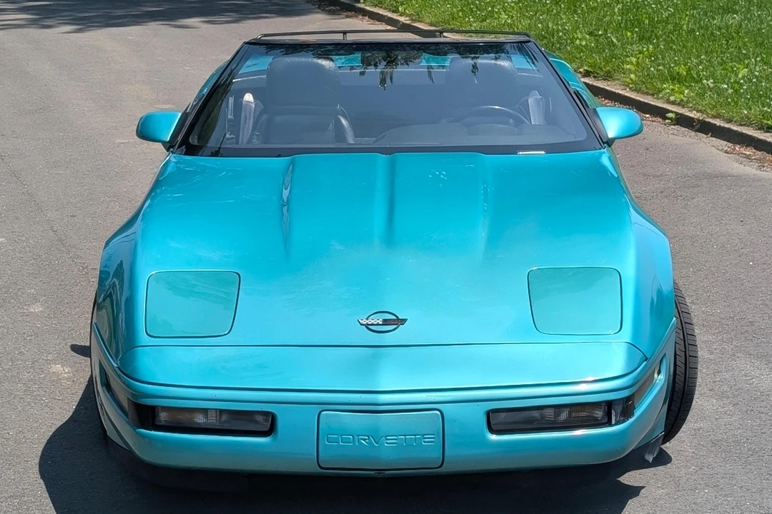 1991 Chevrolet Corvette C4 - Image 2 of 31