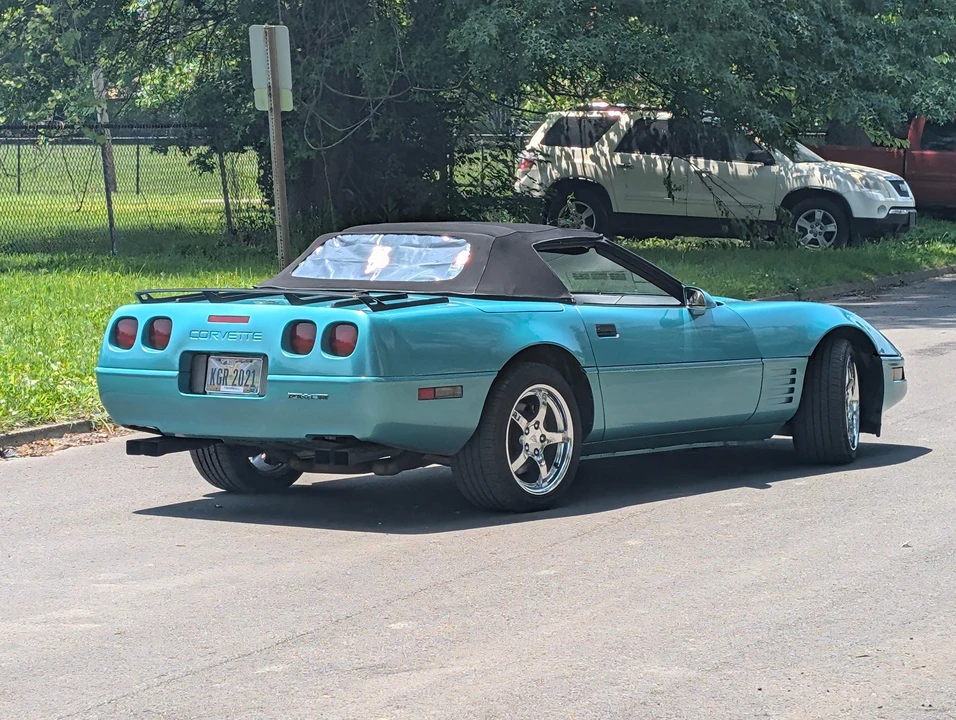 1991 Chevrolet Corvette C4 - Image 17 of 31