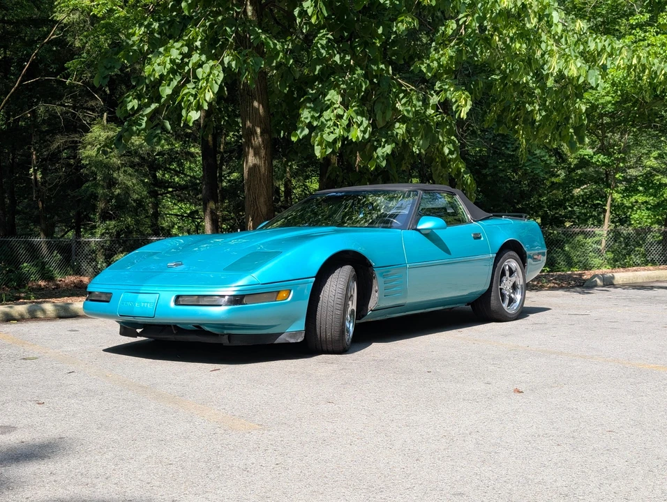 1991 Chevrolet Corvette C4 - Image 8 of 31
