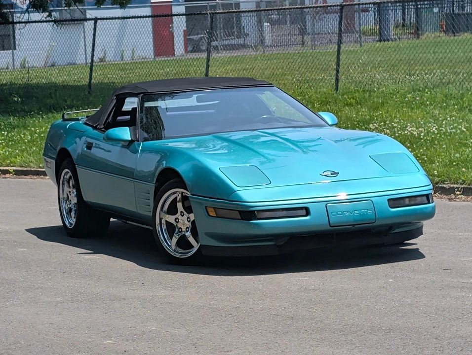 1991 Chevrolet Corvette C4 - Image 19 of 31