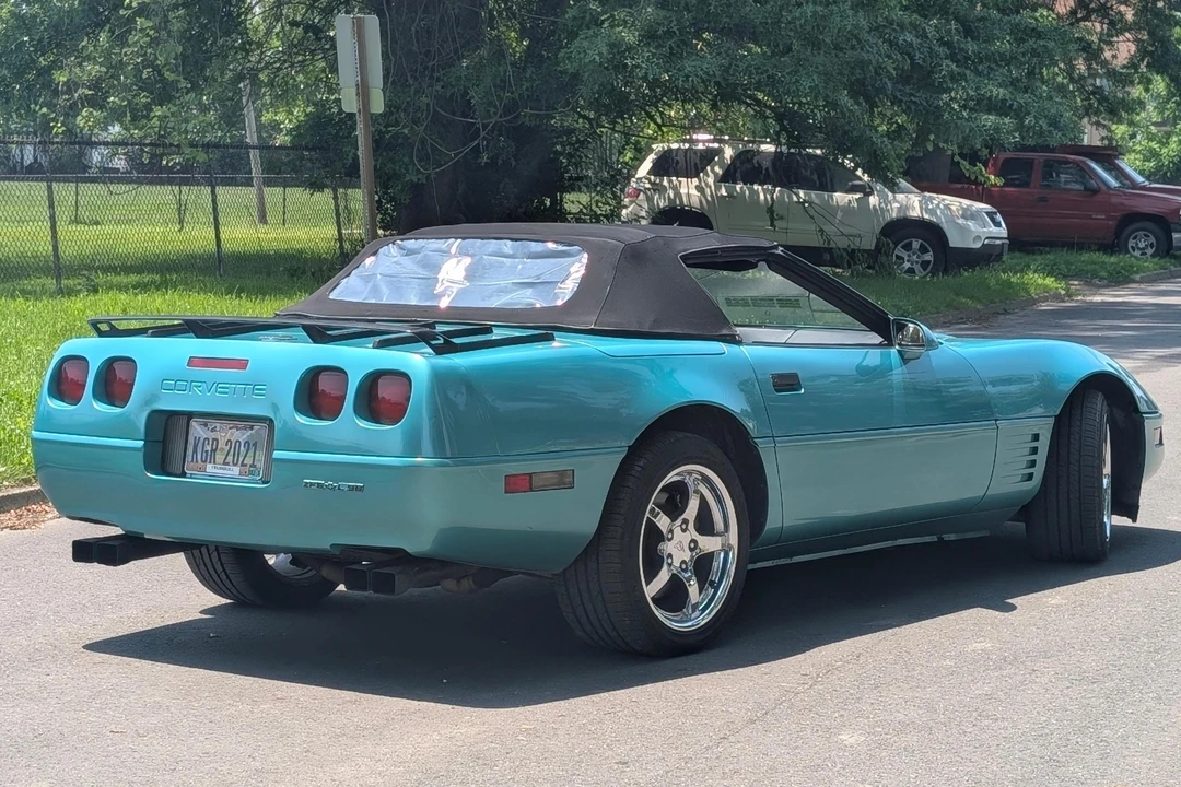 1991 Chevrolet Corvette C4 - Image 4 of 31
