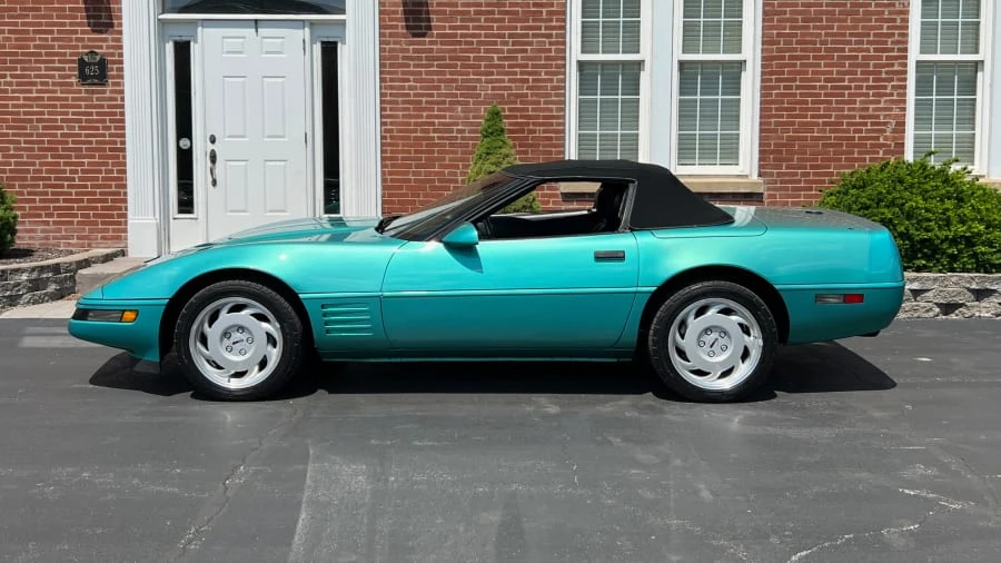 1991 Chevrolet Corvette C4 - Image 5 of 11