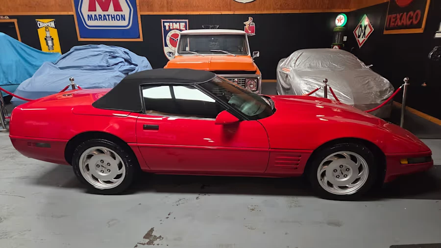 1991 Chevrolet Corvette C4 - Image 2 of 19