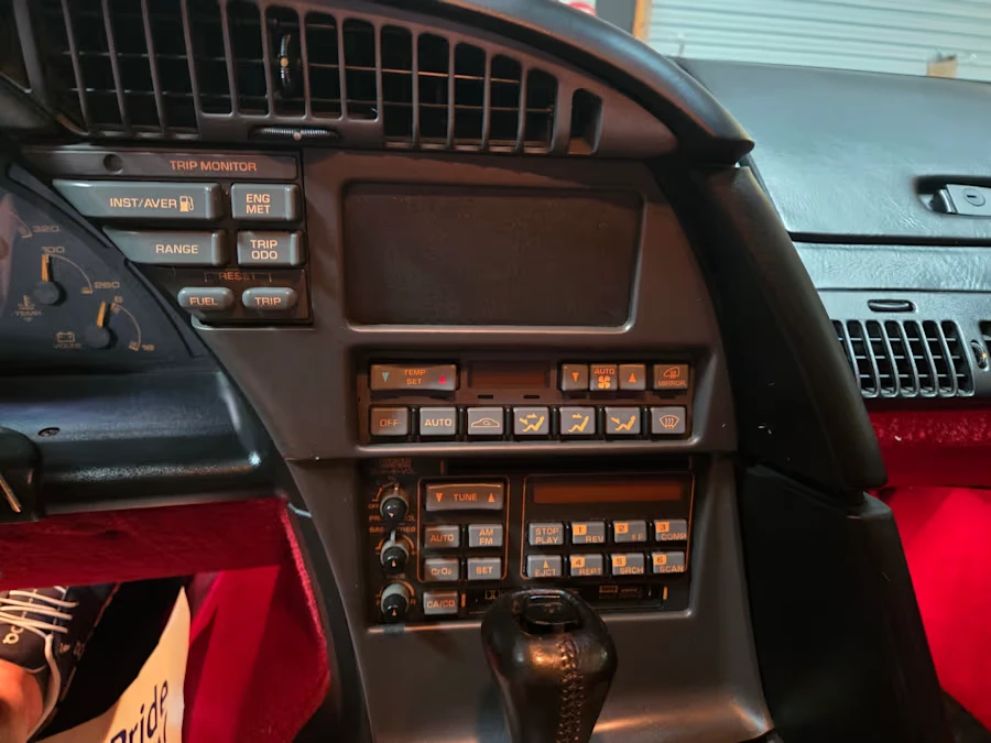 1991 Chevrolet Corvette C4 - Image 13 of 19