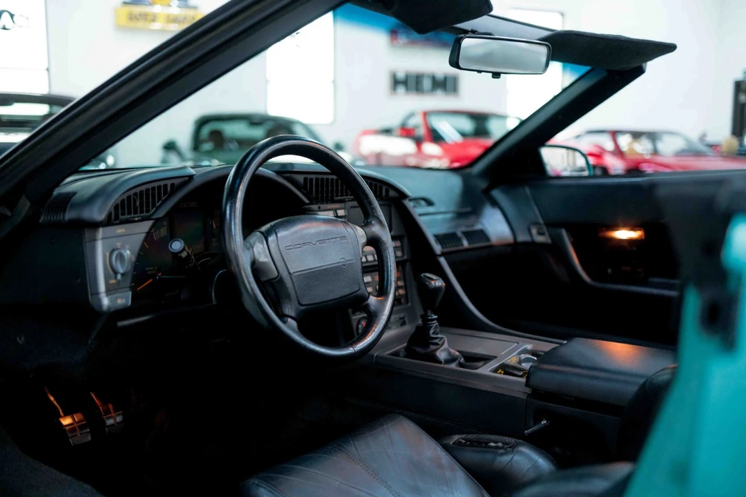 1991 Chevrolet Corvette C4 - Image 2 of 12