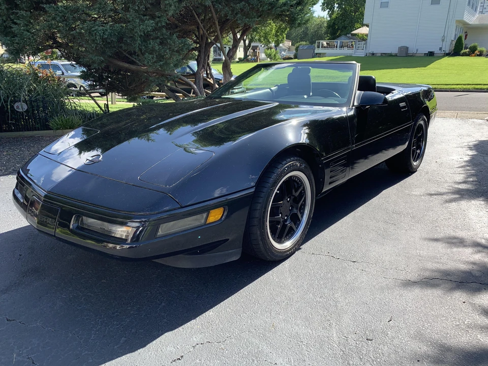 1991 Chevrolet Corvette C4 - Image 12 of 31