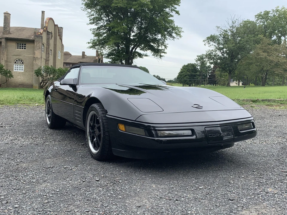 1991 Chevrolet Corvette C4 - Image 28 of 31