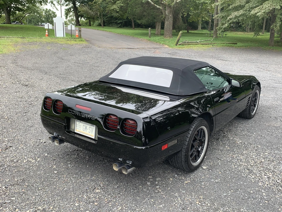 1991 Chevrolet Corvette C4 - Image 3 of 31