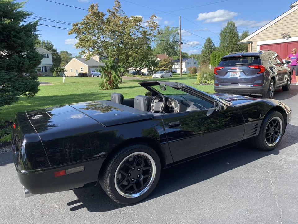 1991 Chevrolet Corvette C4 - Image 23 of 31