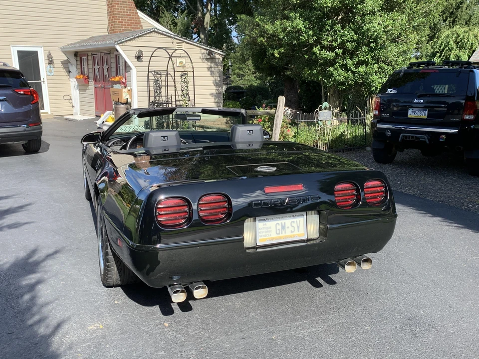 1991 Chevrolet Corvette C4 - Image 17 of 31