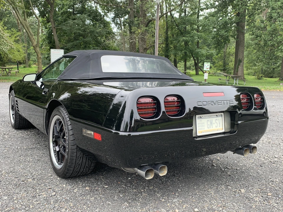 1991 Chevrolet Corvette C4 - Image 15 of 31