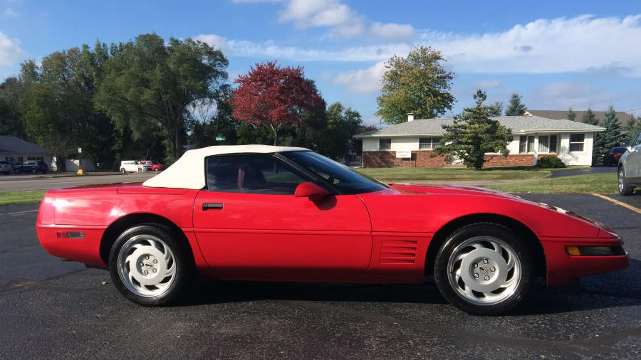 1991 Chevrolet Corvette C4 - Image 2 of 8